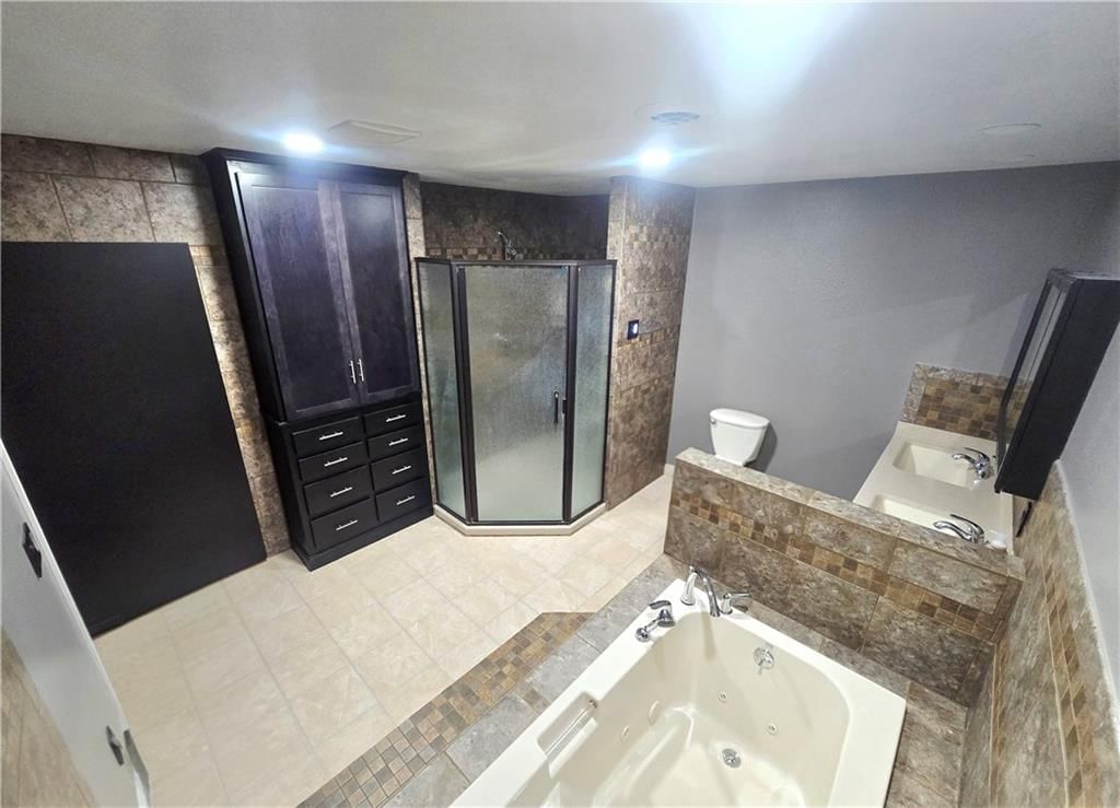 505 E Mill Street — photo 15