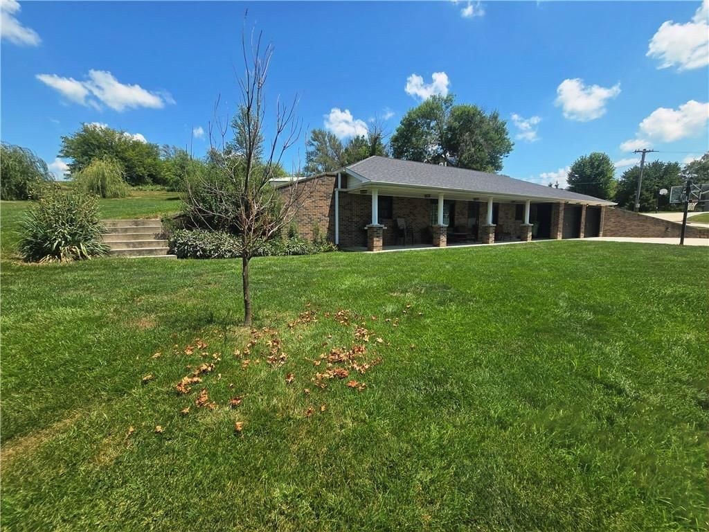 505 E Mill Street — photo 3