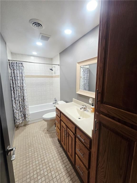 505 E Mill Street — photo 21