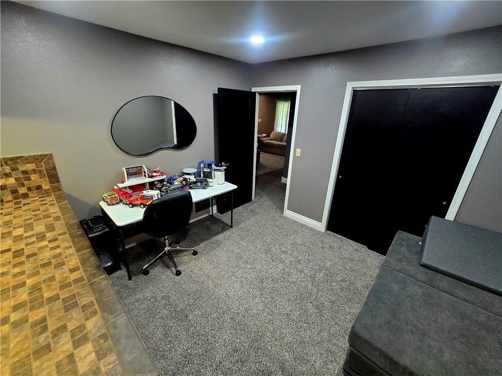 505 E Mill Street — photo 29