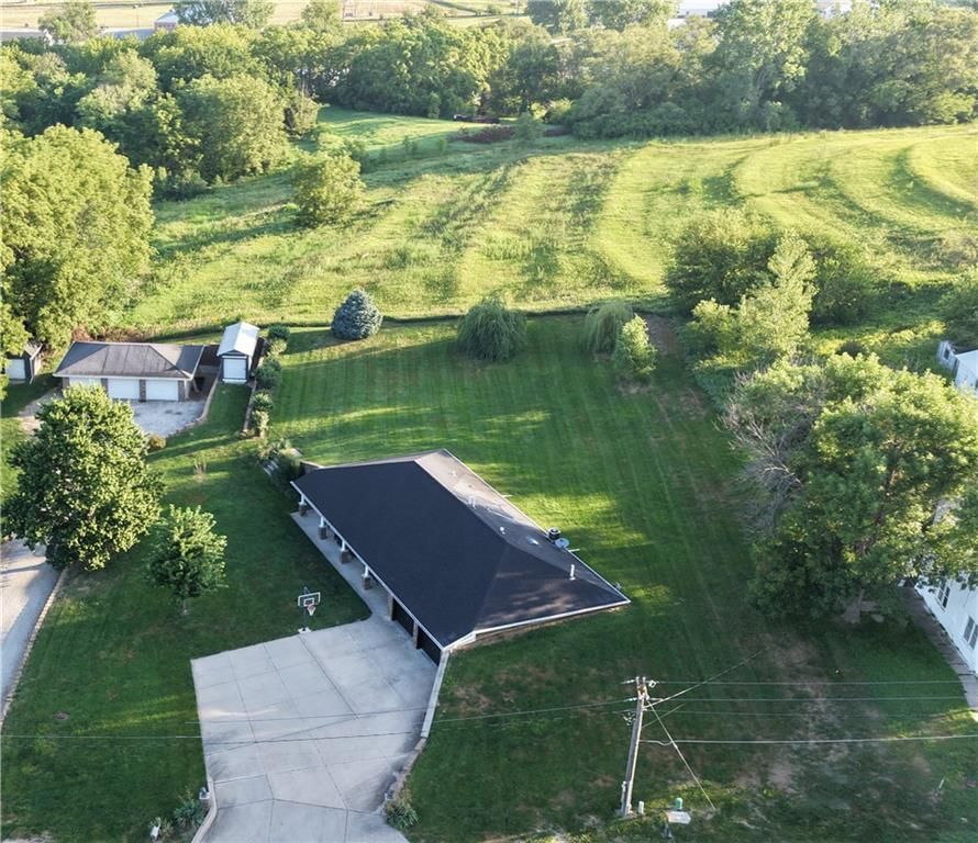 505 E Mill Street — photo 43