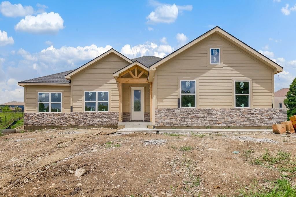 803 Kellogg Street, Pleasant Hill, MO