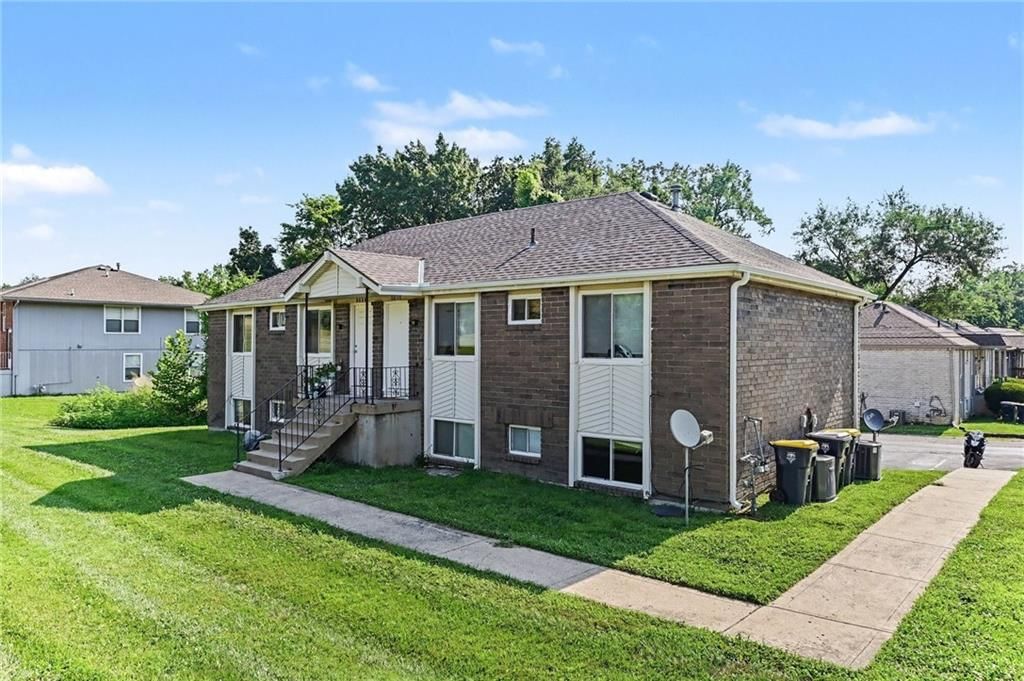 5725 N Northwood Road — photo 4