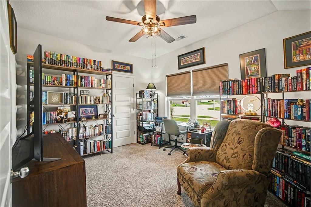 500 SE Laurel Drive — photo 17