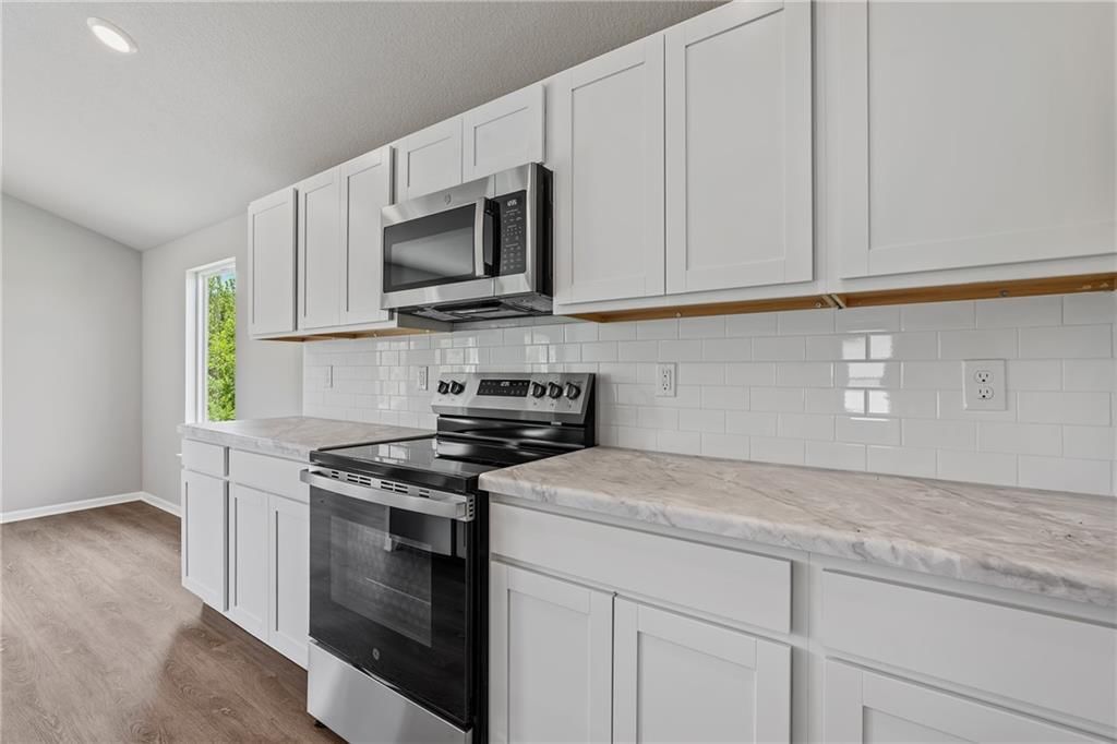 20263 W 195th Street — photo 4