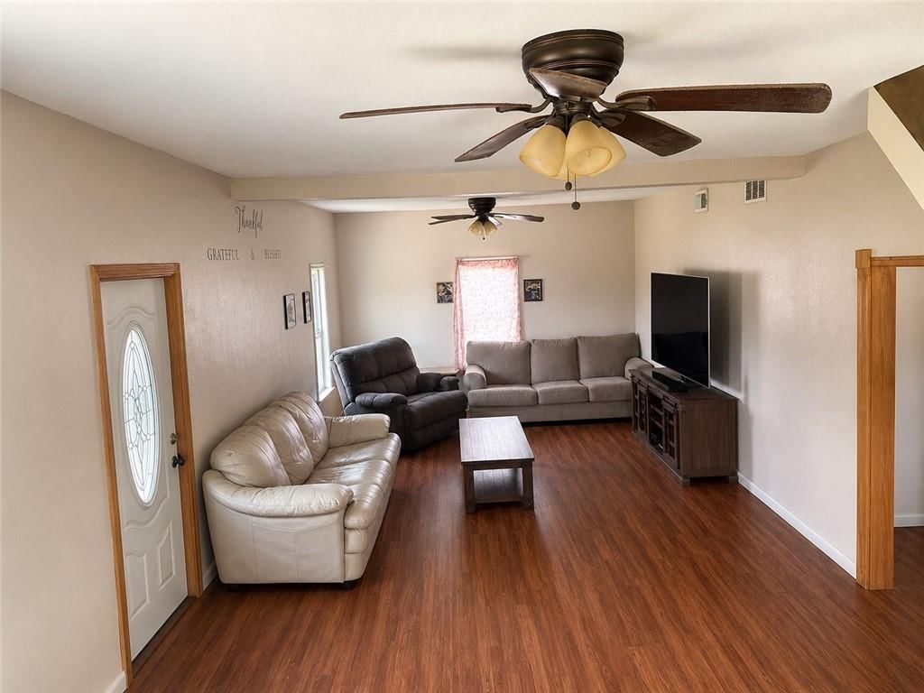 360 W Highway — photo 7