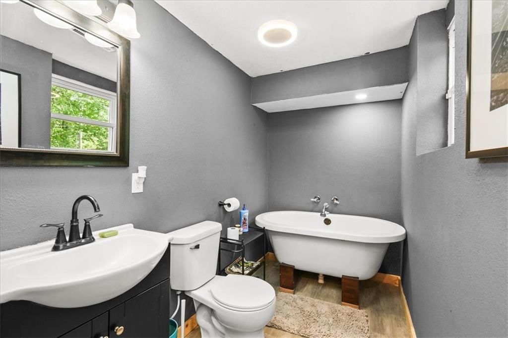 1804 N Rogers Street — photo 19