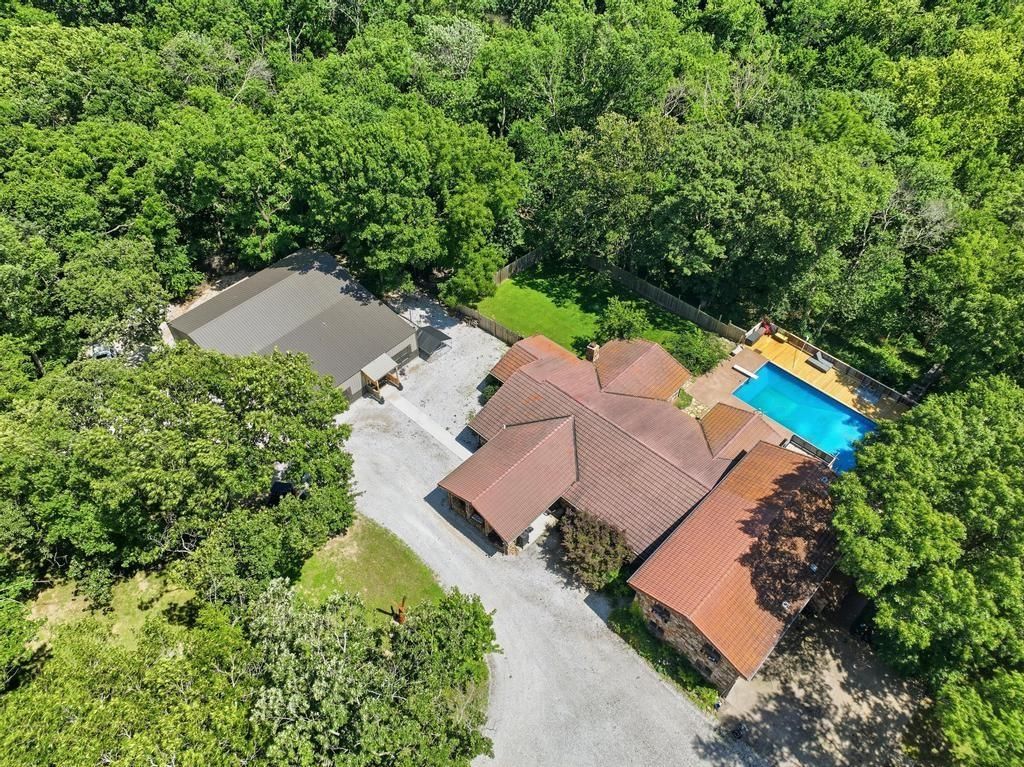 4585 Esquire Lane — photo 33