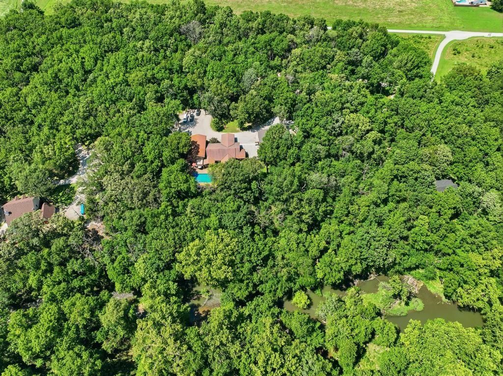 4585 Esquire Lane — photo 37
