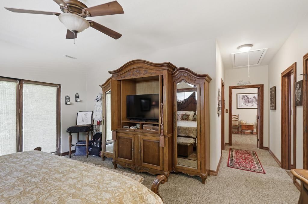 4585 Esquire Lane — photo 88