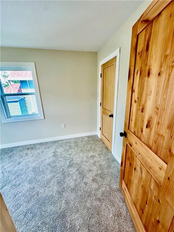 419 E 3rd Street — photo 36