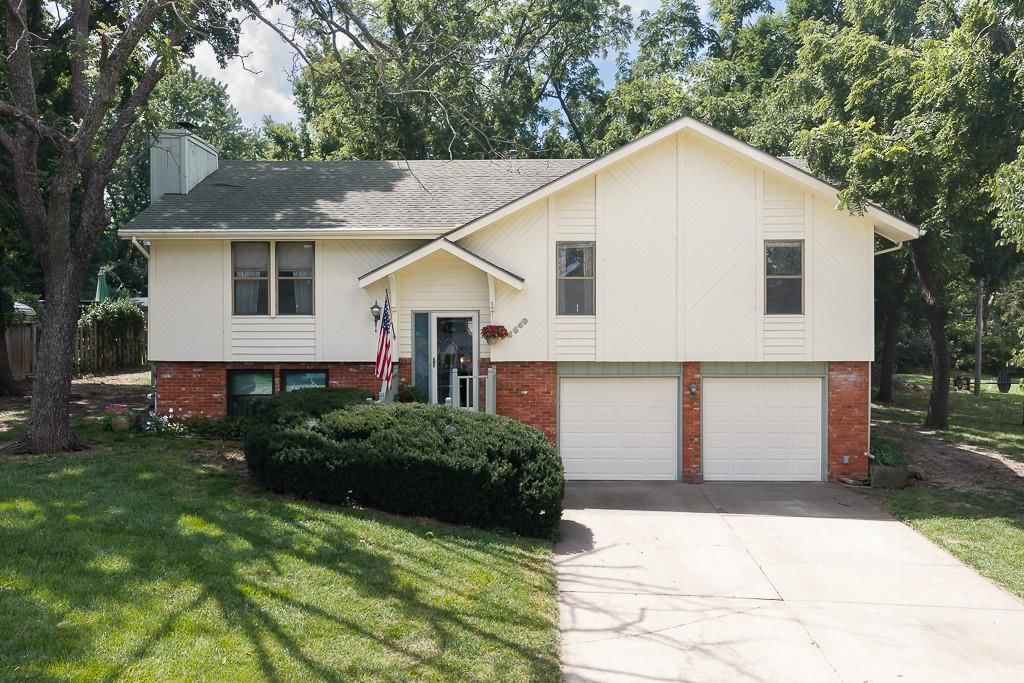 4649 SE 26th Terrace, Topeka