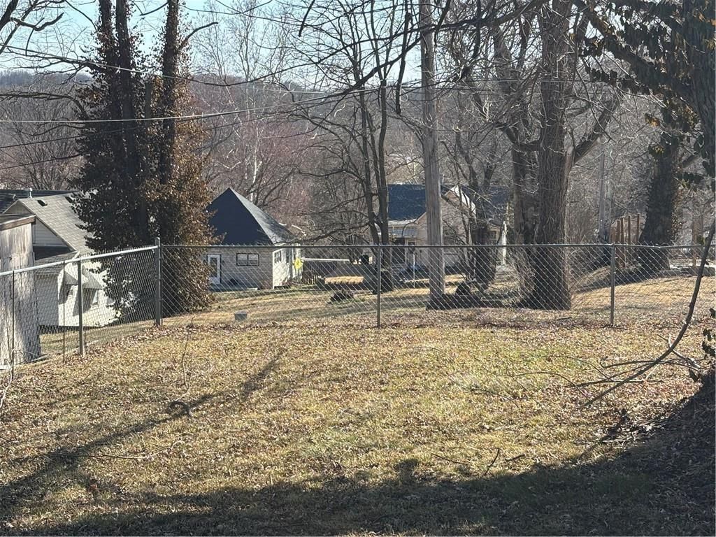 606 Harmon Street — photo 4