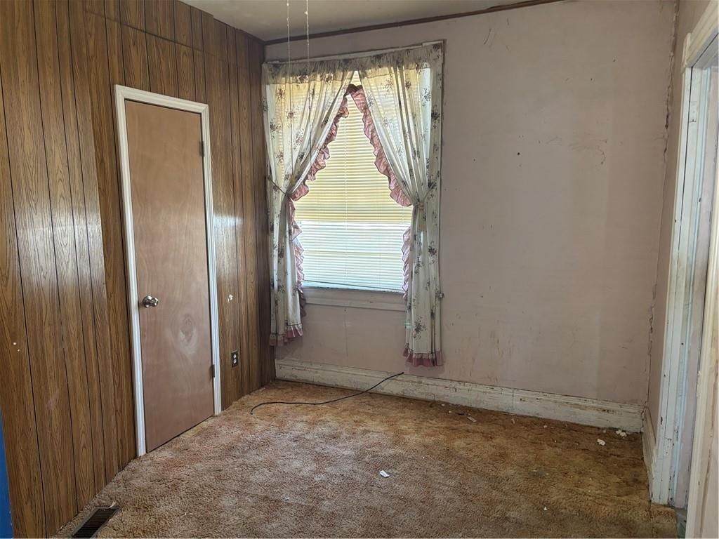 606 Harmon Street — photo 10