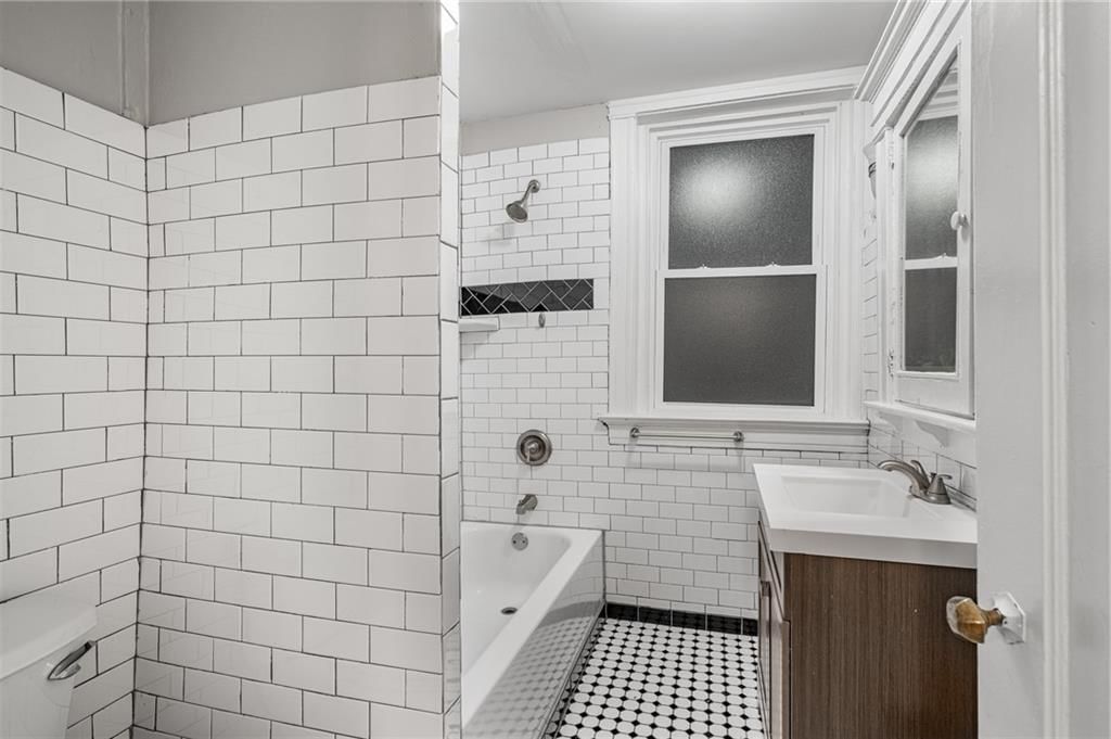 1110 E Armour Boulevard — photo 27