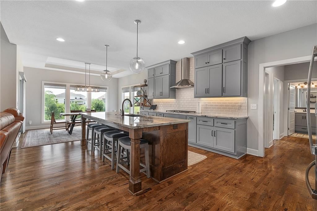 7715 N Wallace Avenue — photo 18