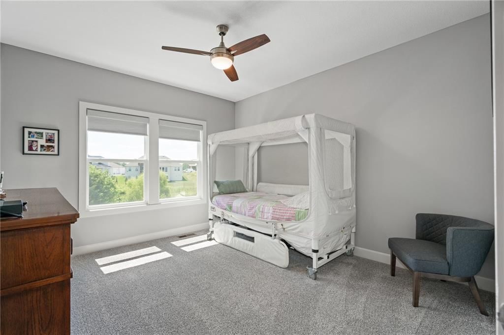 7715 N Wallace Avenue — photo 34