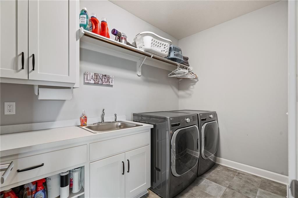 7715 N Wallace Avenue — photo 38