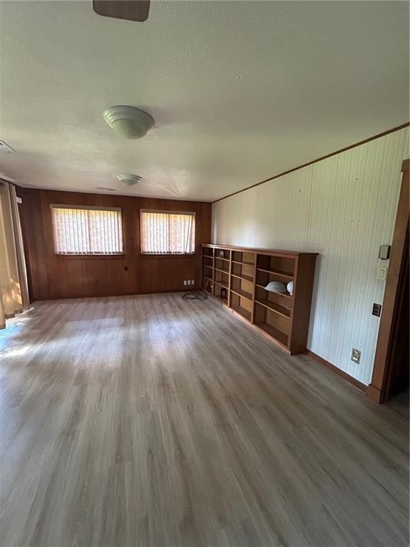 108 Crestview Drive — photo 29