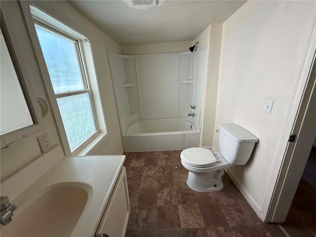 528 Park Avenue — photo 11