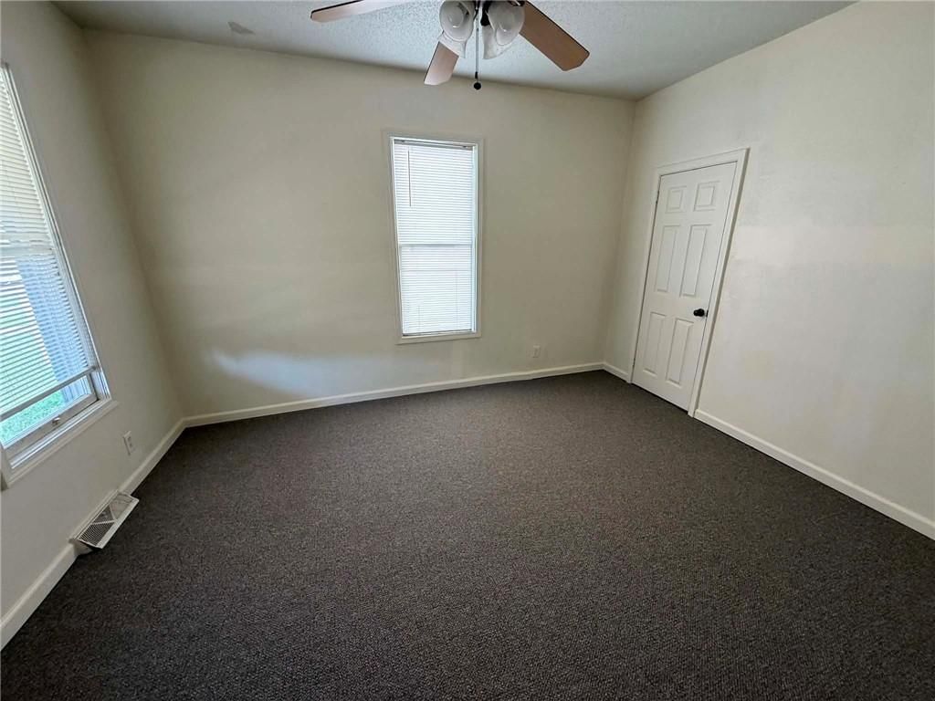 528 Park Avenue — photo 10