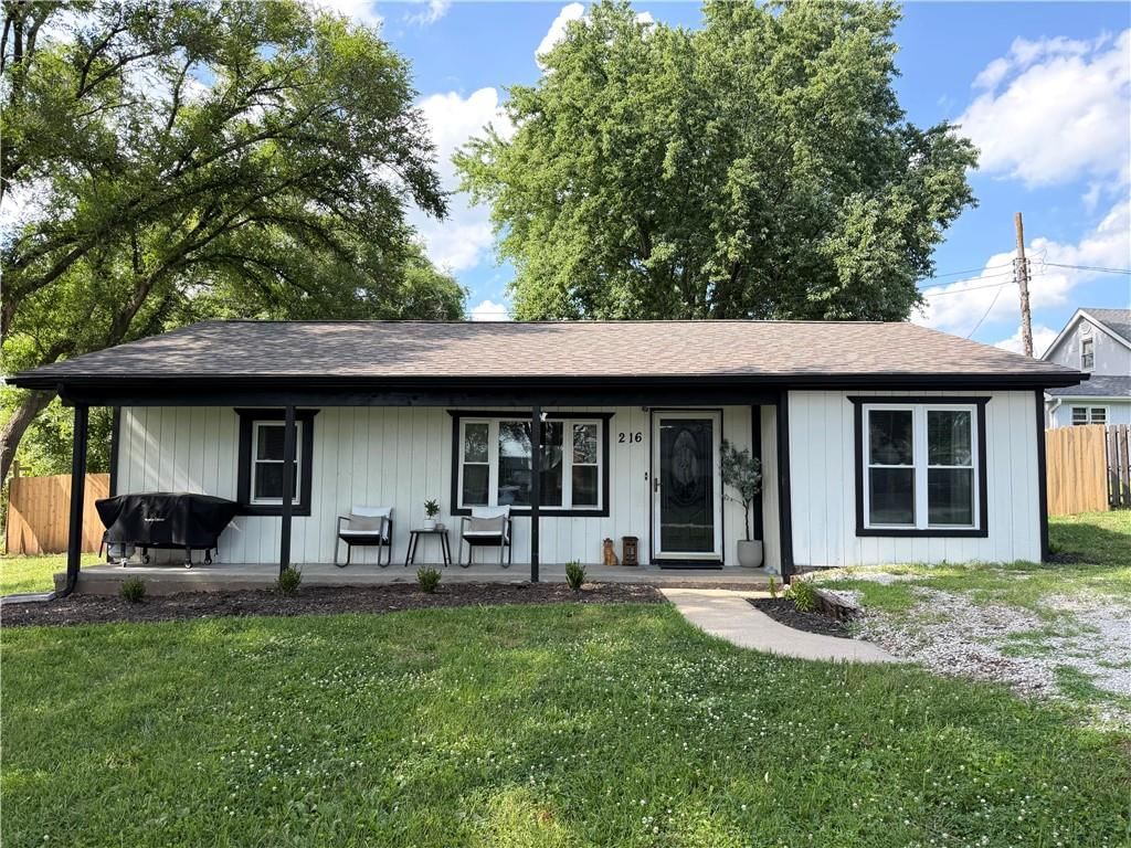 216 SOUTHSIDE Court, Excelsior Springs