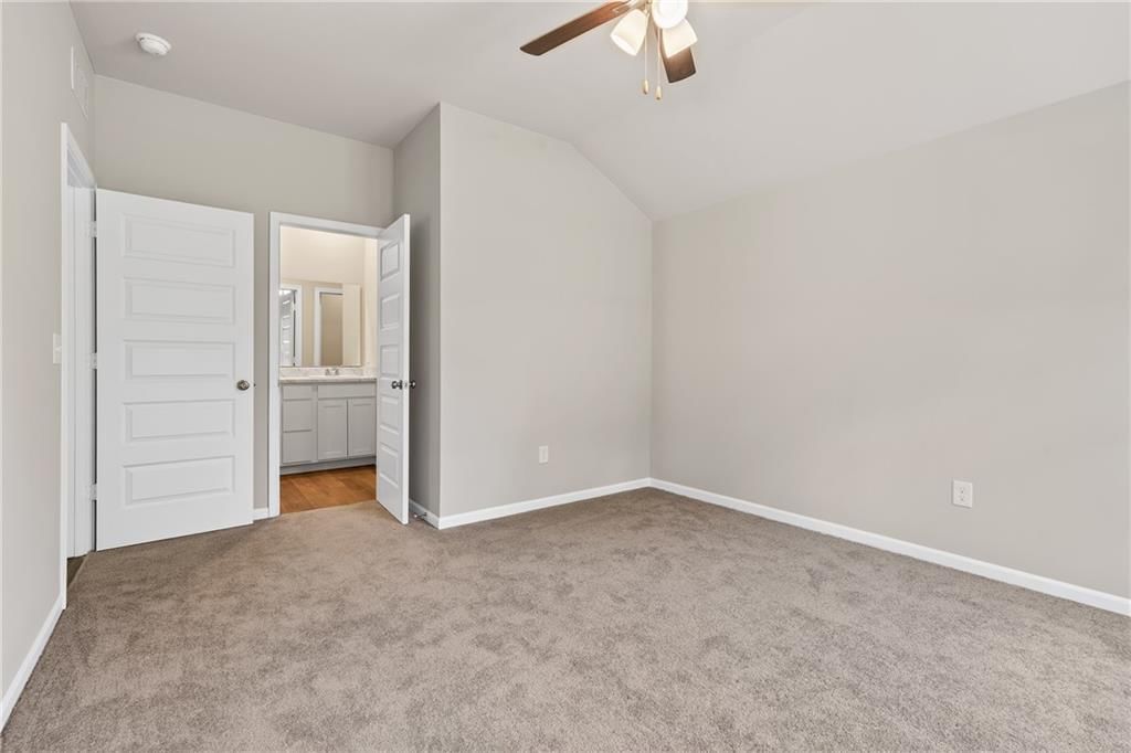 2790 Woodfield Drive — photo 7