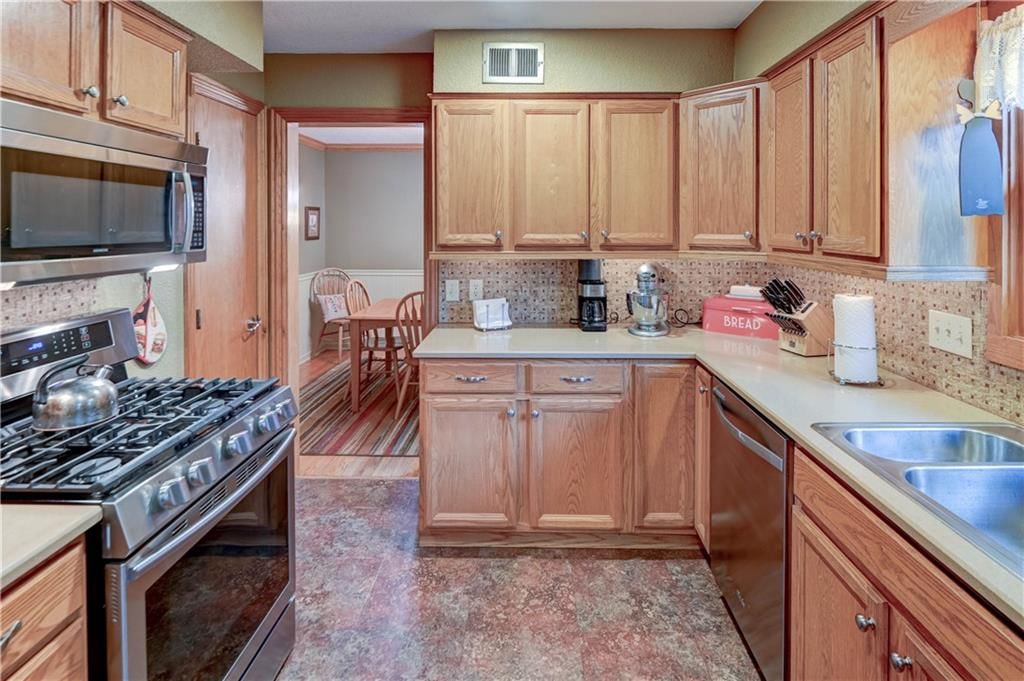 4644 Blue Ridge Boulevard — photo 14