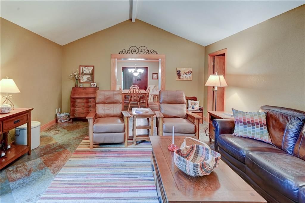 4644 Blue Ridge Boulevard — photo 8