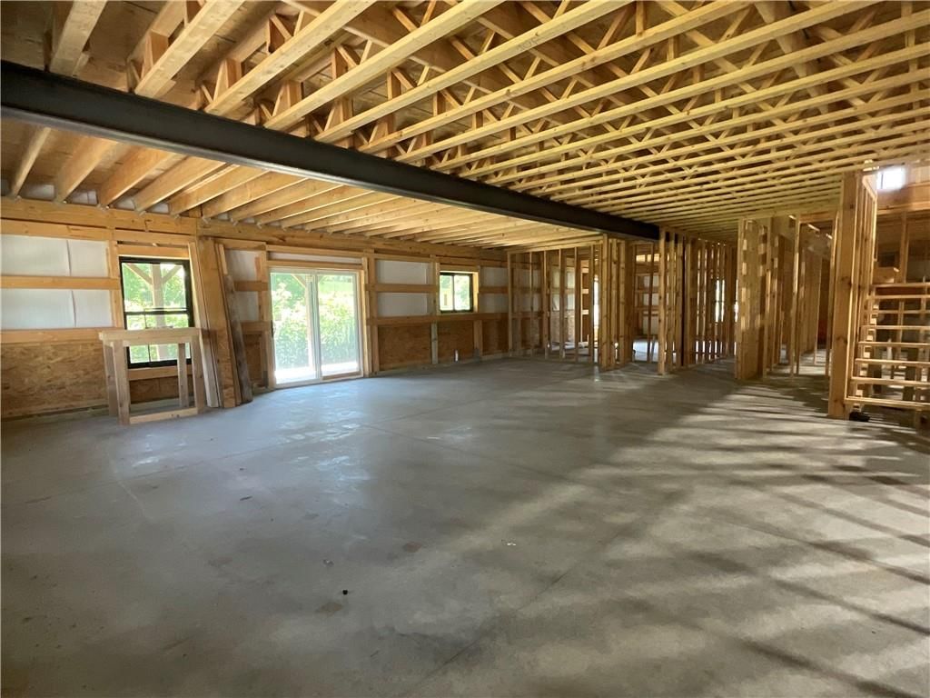19383 Bottomview Road — photo 11