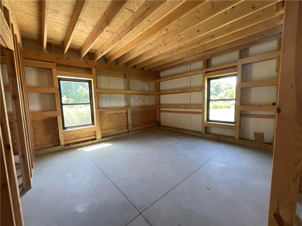 19383 Bottomview Road — photo 15