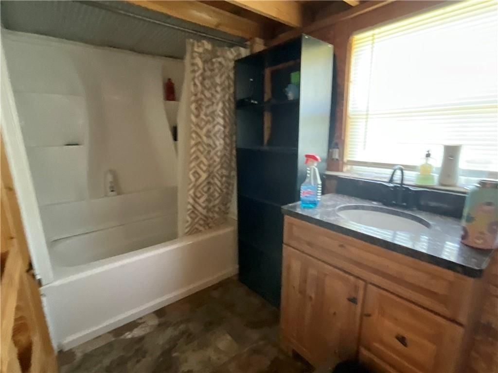 19383 Bottomview Road — photo 31