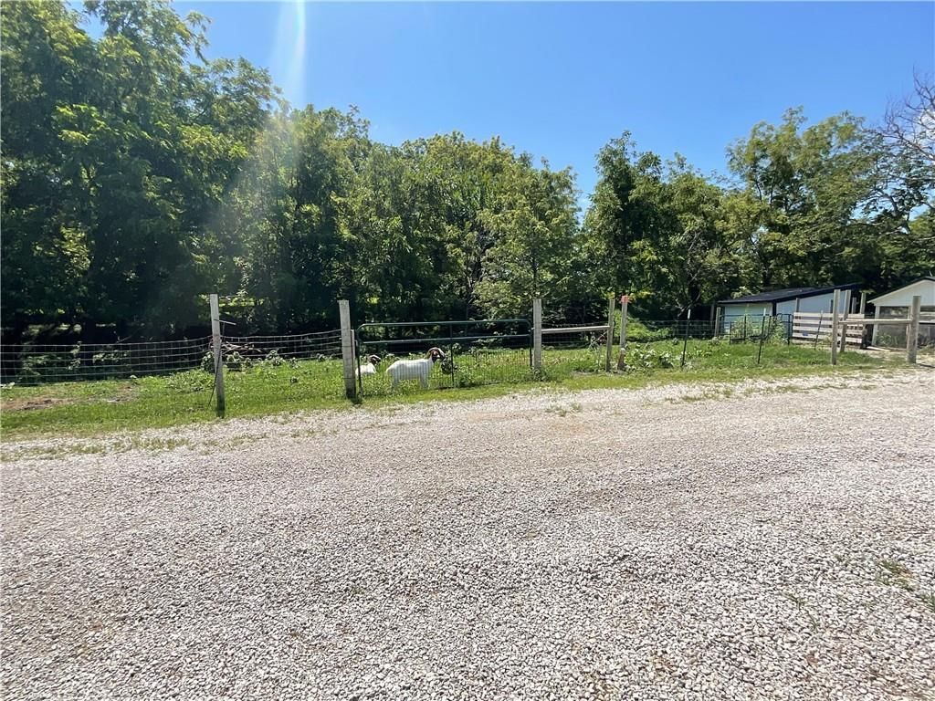 19383 Bottomview Road — photo 34