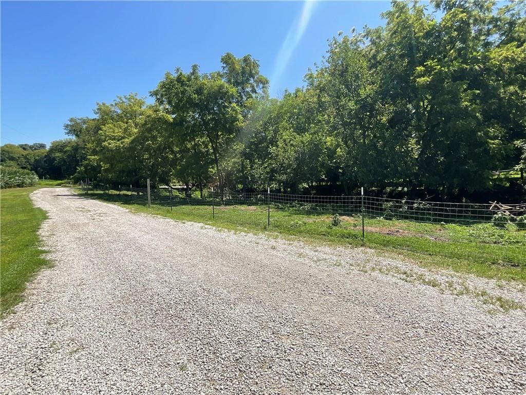 19383 Bottomview Road — photo 36