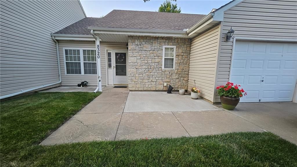 8320 Waverly Avenue, Kansas City, KS