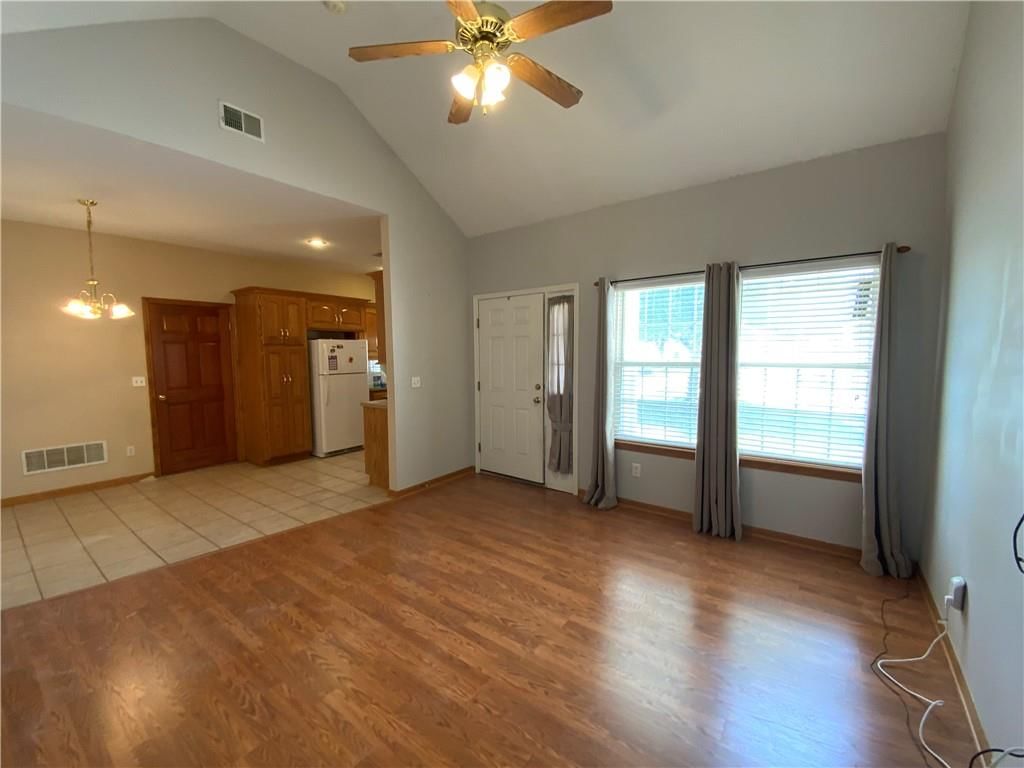 8320 Waverly Avenue — photo 5