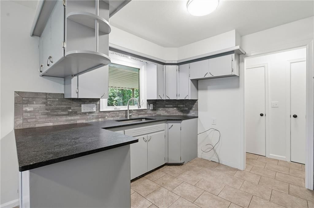 7915 Evanston Avenue — photo 8