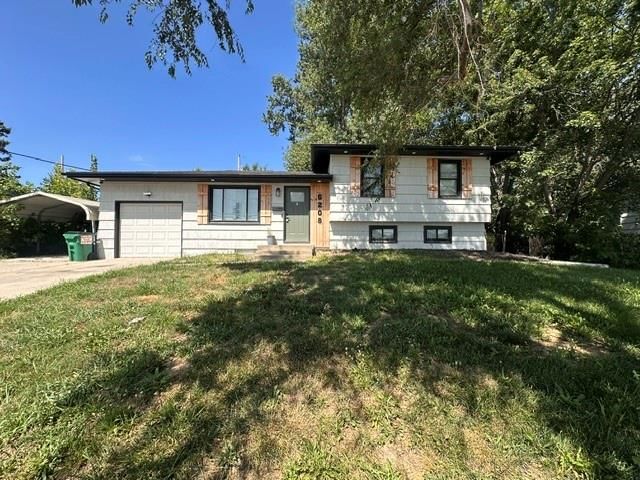 6208 NE Antioch Road, Gladstone, MO