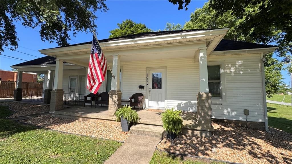 105 N Kirkwood Street, Highland