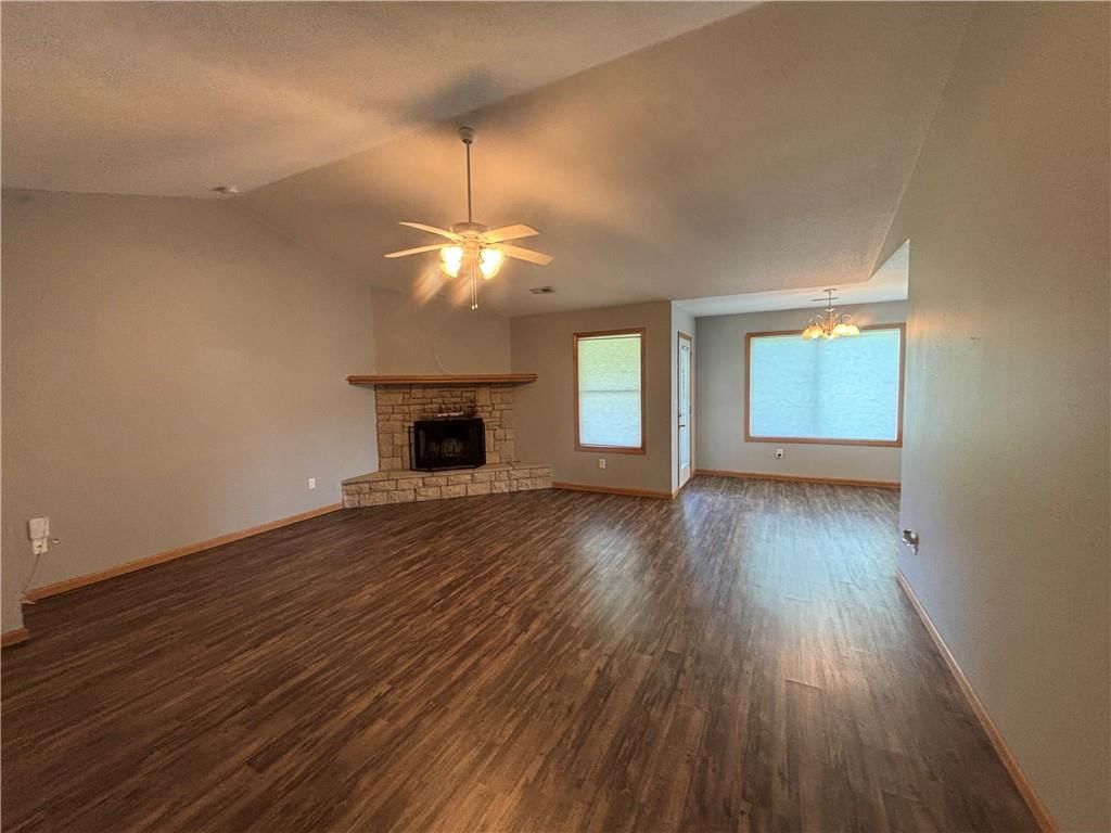 747 S Beech Street — photo 2