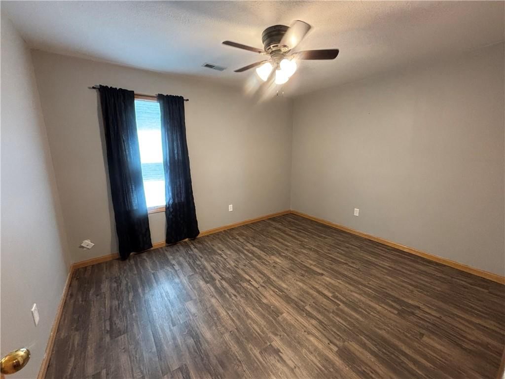 747 S Beech Street — photo 11