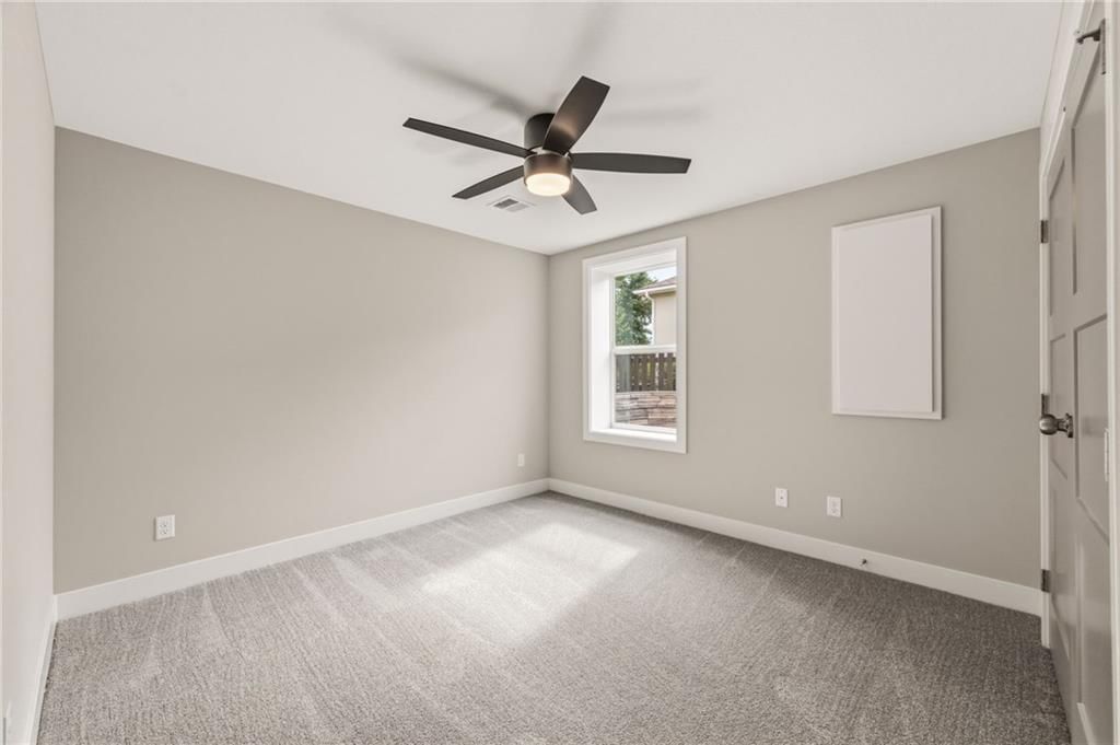 820 SE Partridge Lane — photo 24