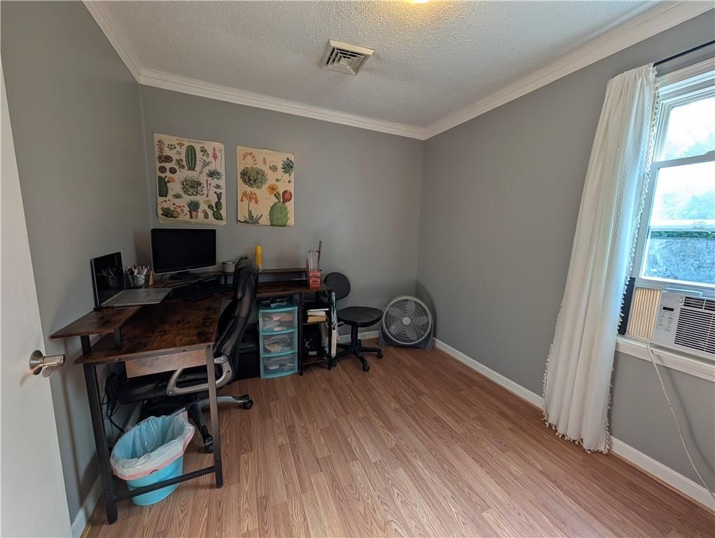 210 W 19th Street — photo 28