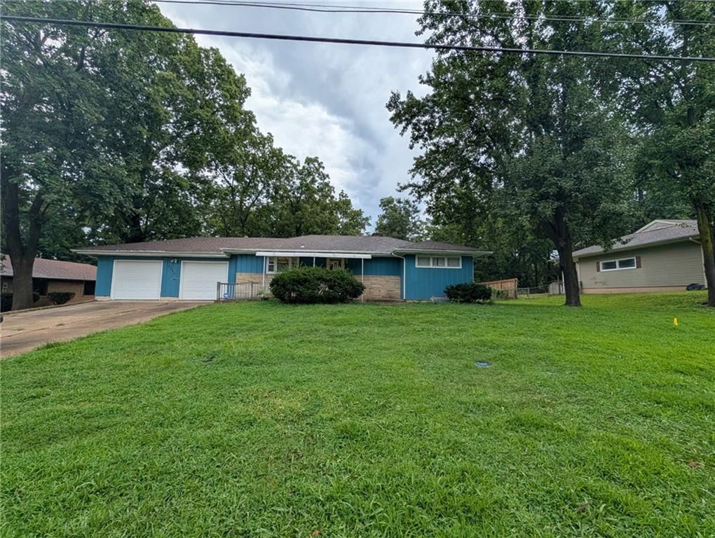 3511 S Northern Avenue, Independence, MO