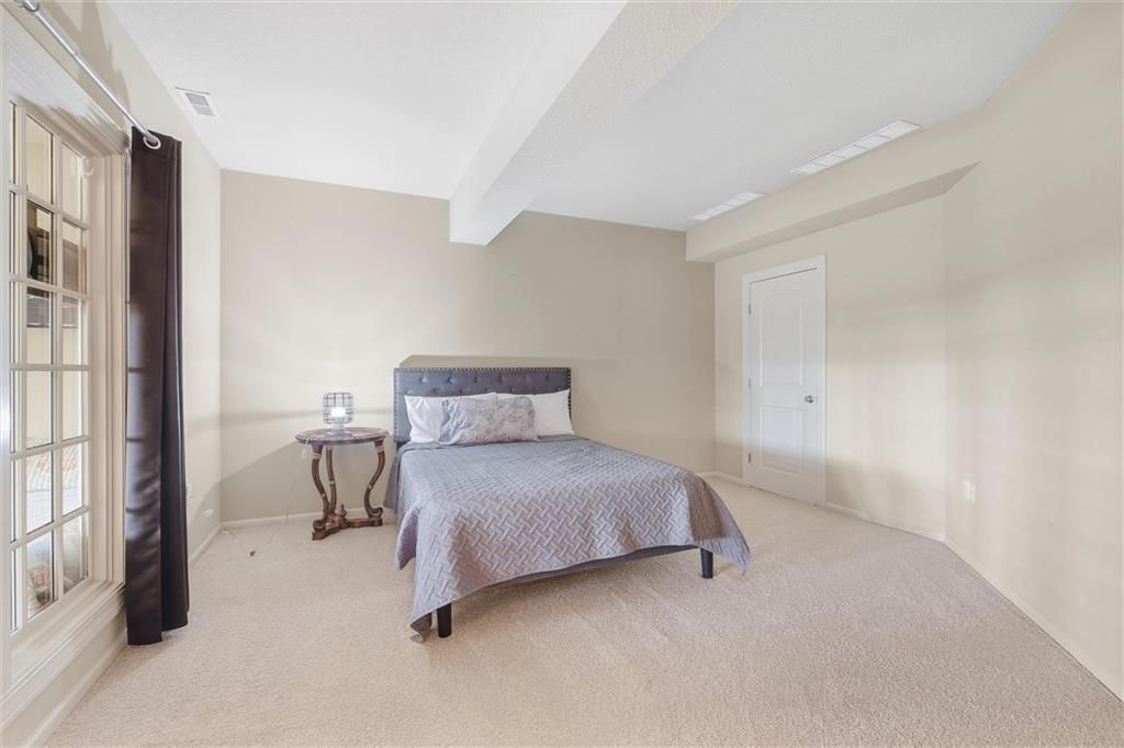 22350 Grass Pad Road, Platte City, MO