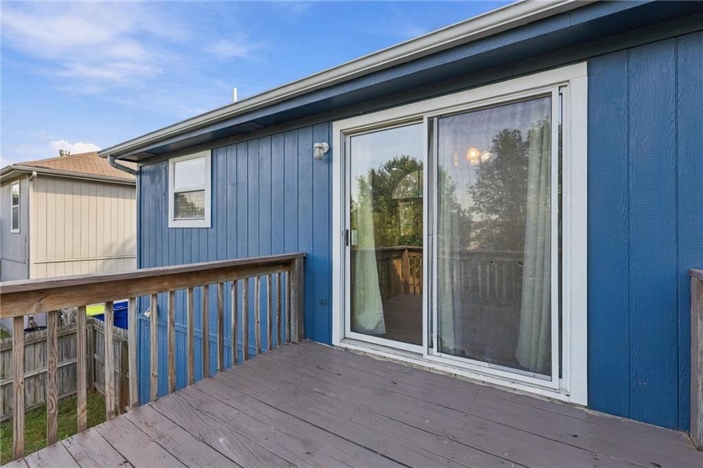 17188 Jennifer Street — photo 31