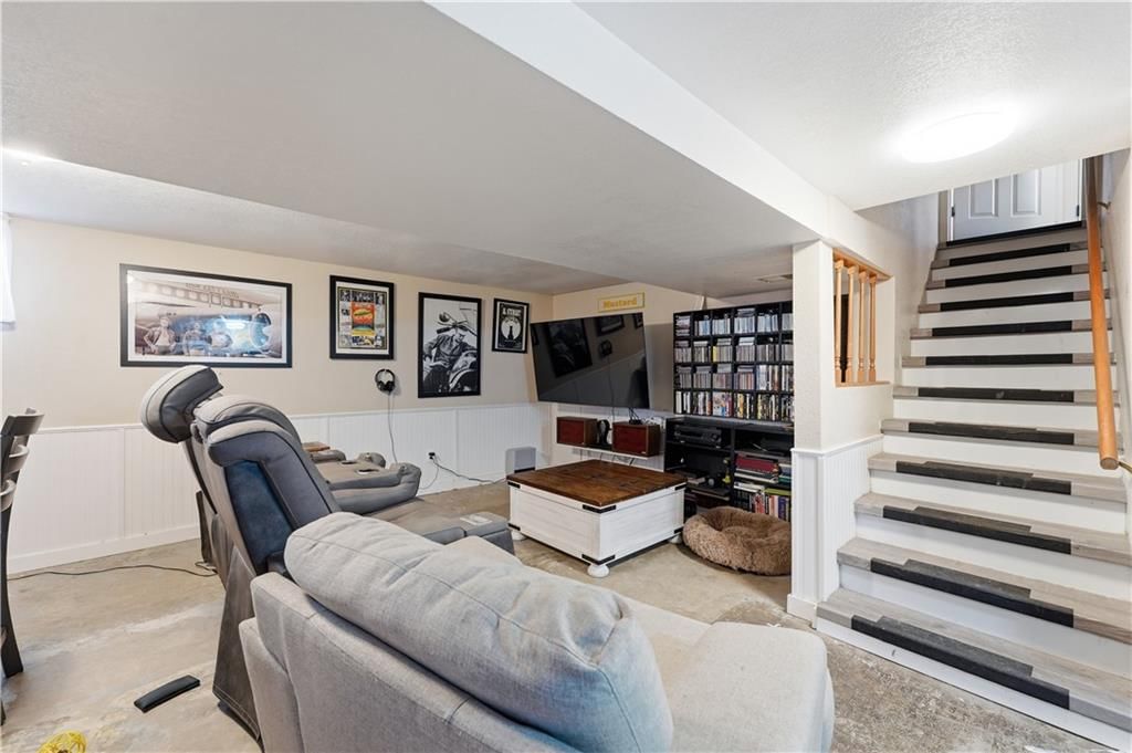 1703 Seneca Street — photo 22