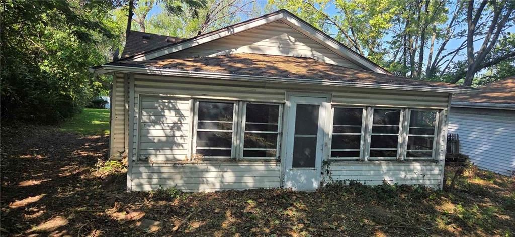 4331 NE Kelsey Road, Kansas City, MO