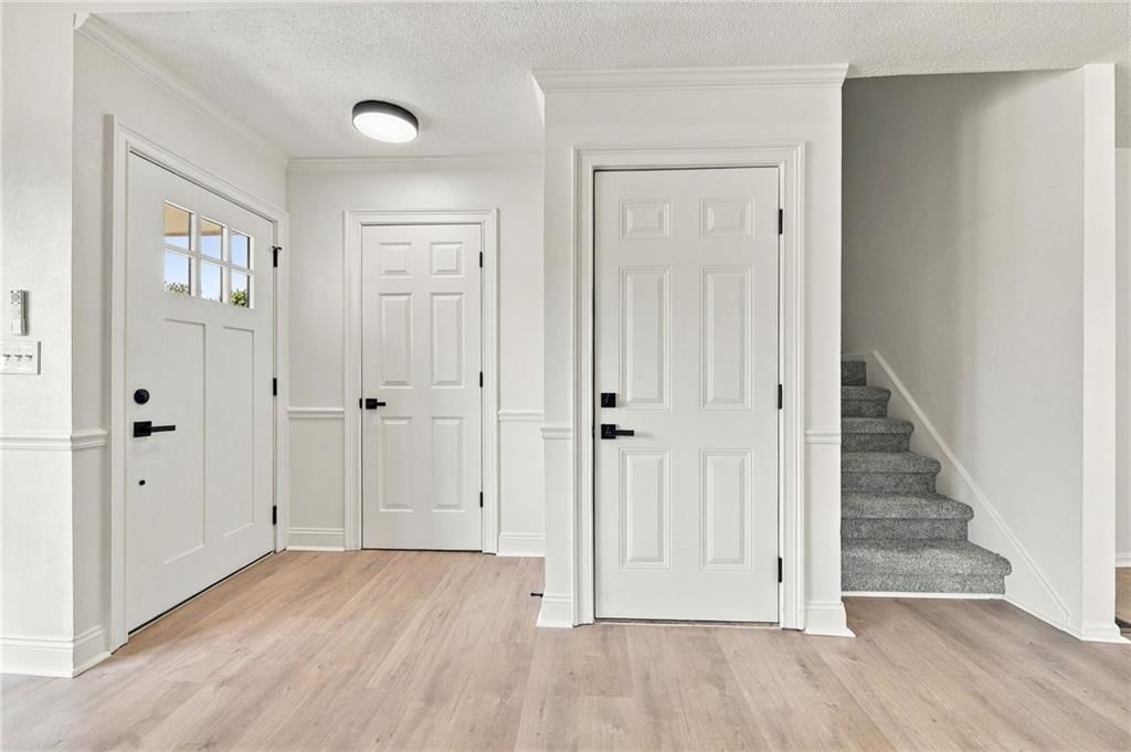 405 Birch Street — photo 10