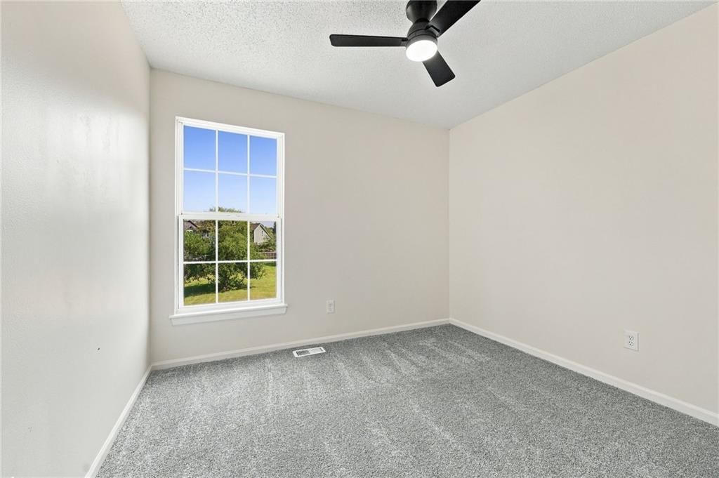 405 Birch Street — photo 17